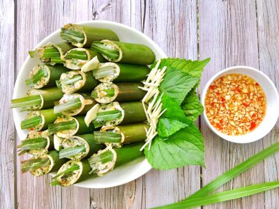 Chả ốc hấp ống nứa