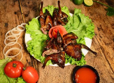 Chim cút quay móc mật